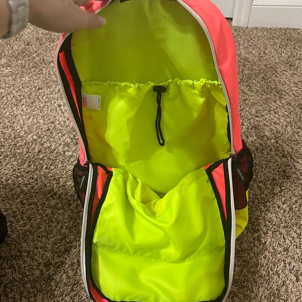 Adidas Full Size Backpack - Picture 6 of 9